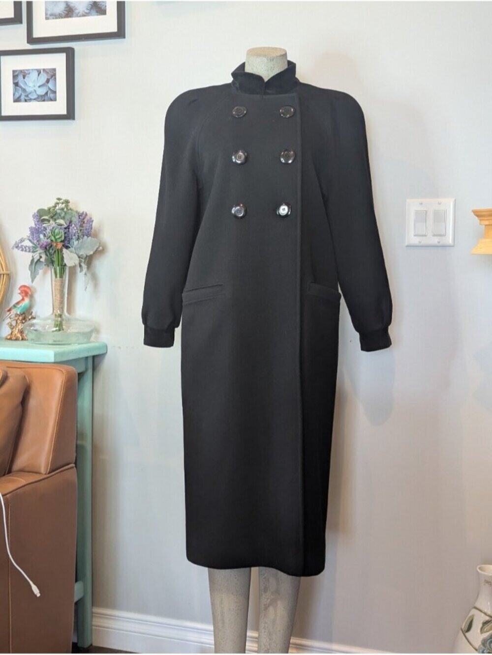 Vintage Le Amiche Wool Long Black Coat Velvet Collar & Cuffs Atelier Made Sz 8P